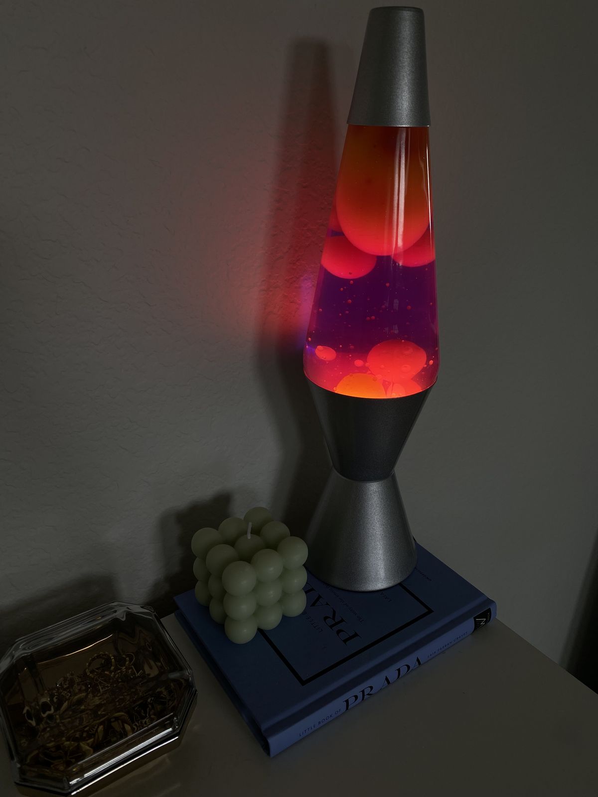 VINTAGE LAVALAMP