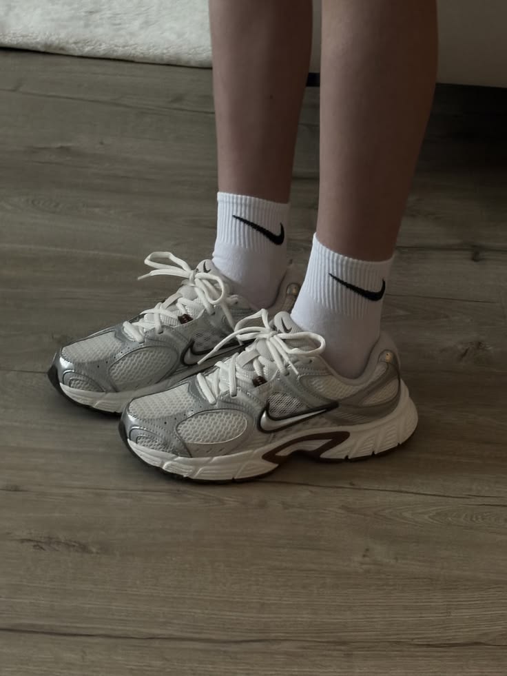 Nike V5 RNR